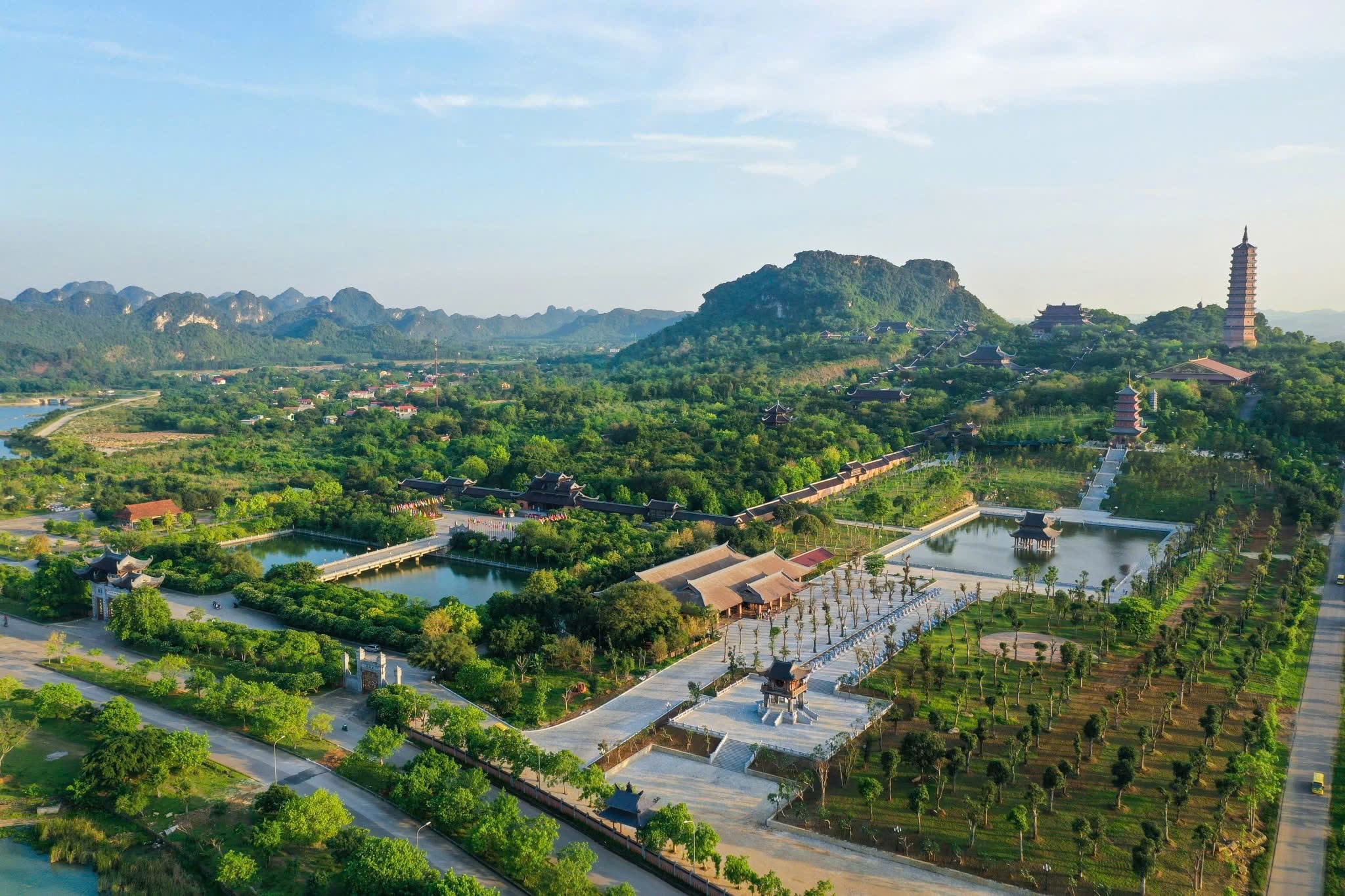 Miễn phí vé gửi xe tại Khu du lịch Văn hóa Tâm linh Bái Đính