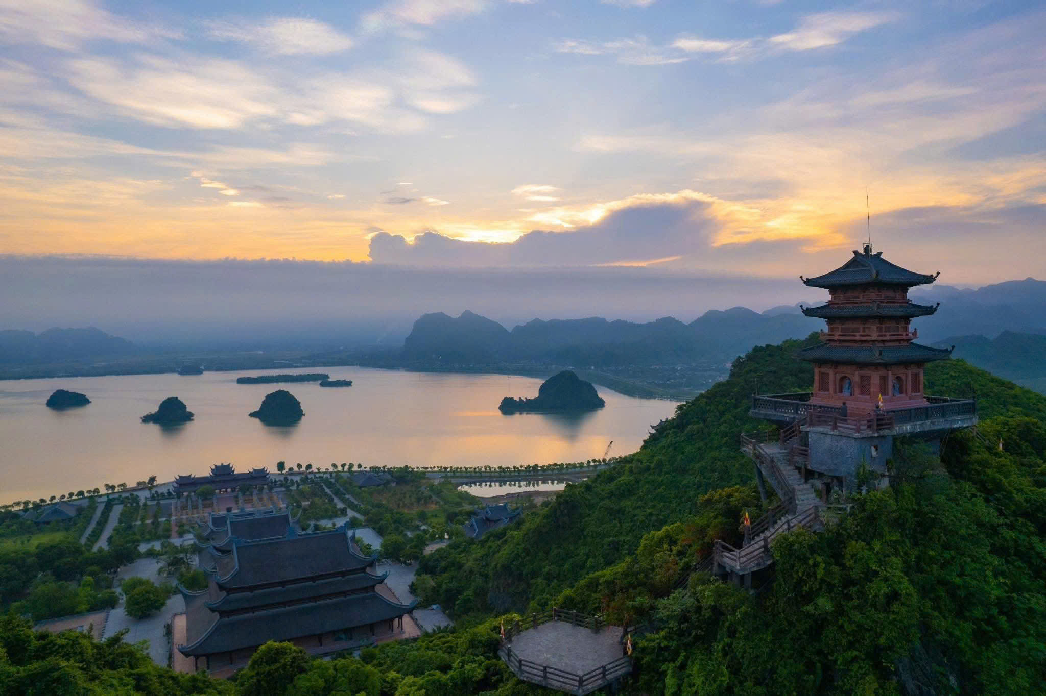 Quần thể Tam Chúc được công nhận là Di tích quốc gia đặc biệt